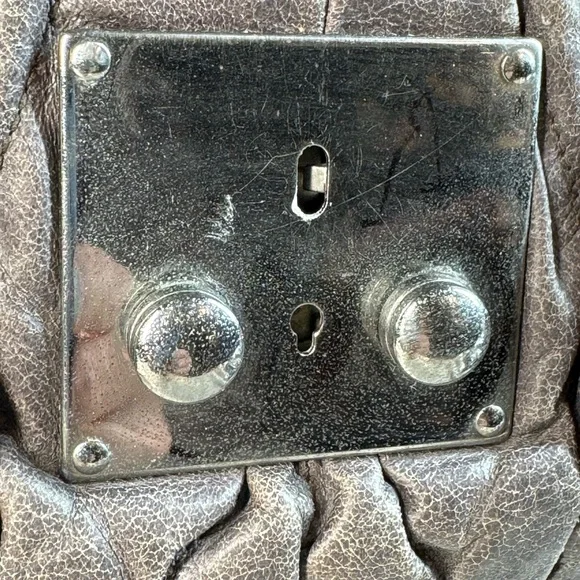 πSOLDπ MIU MIU Matelasse Nappa Leather Vintage Shoulder Bag with Key with COA - Picture 4 of 17